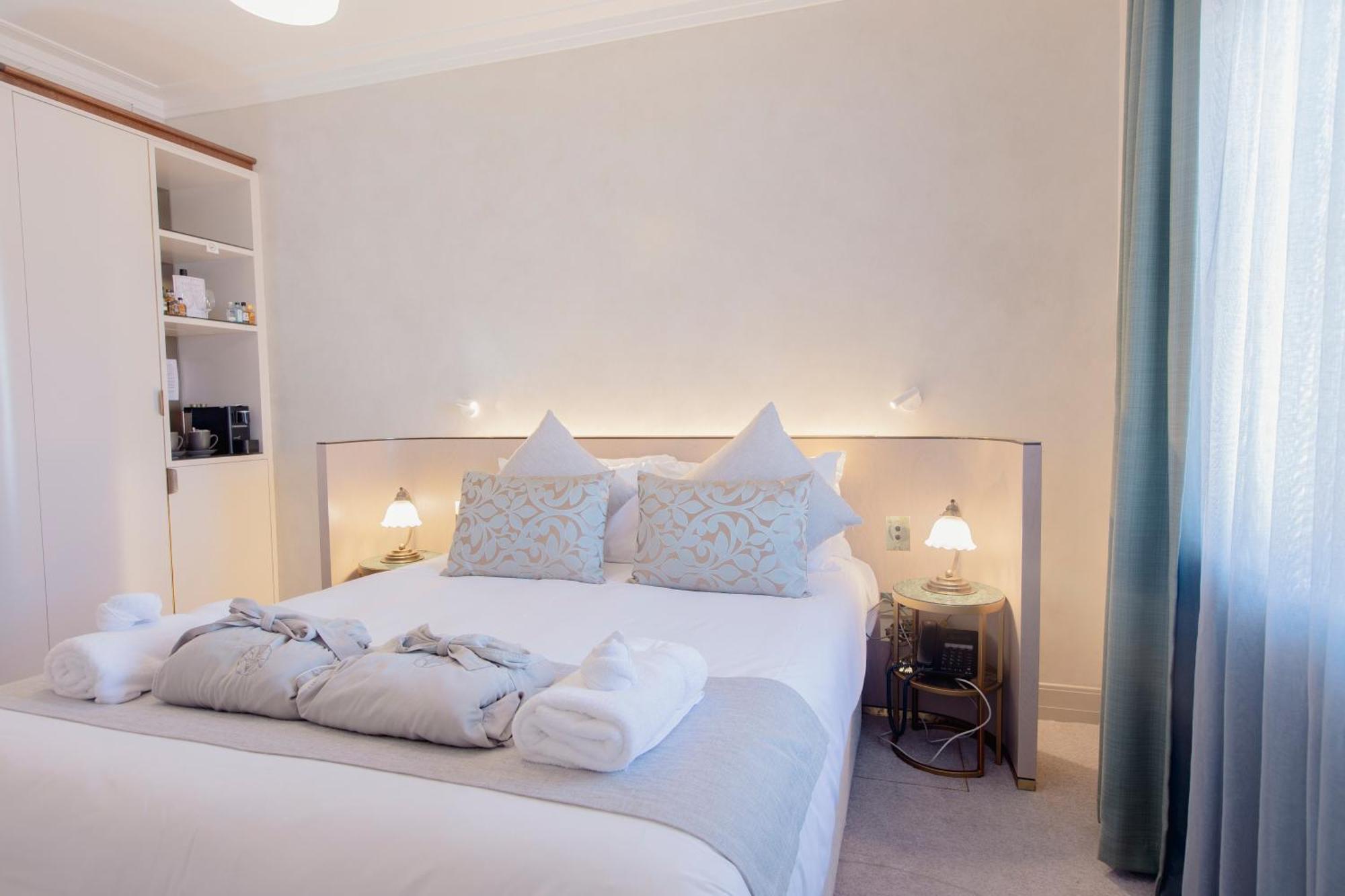 Tattersalls Hotel 아미데일 외부 사진