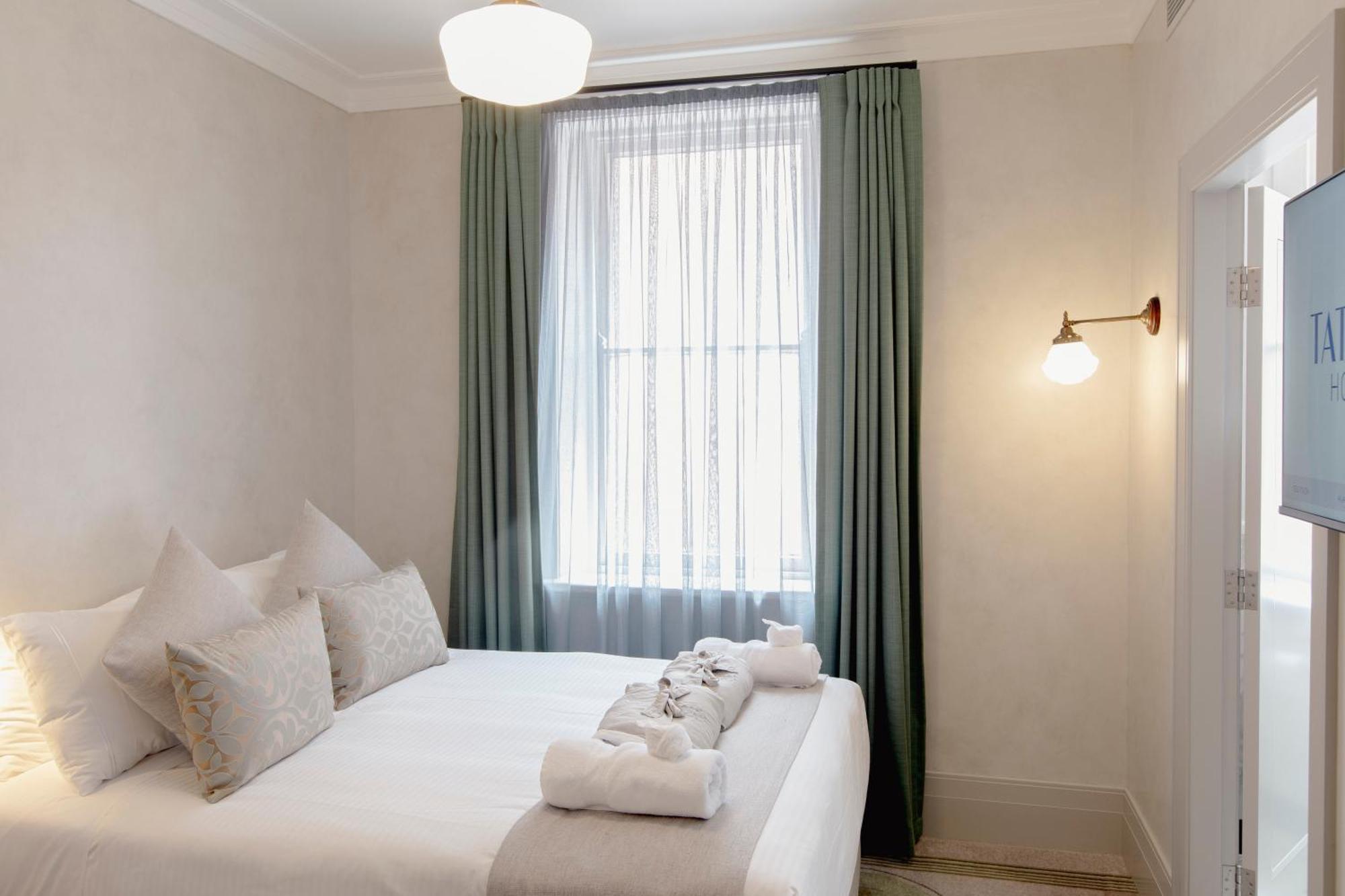 Tattersalls Hotel 아미데일 외부 사진