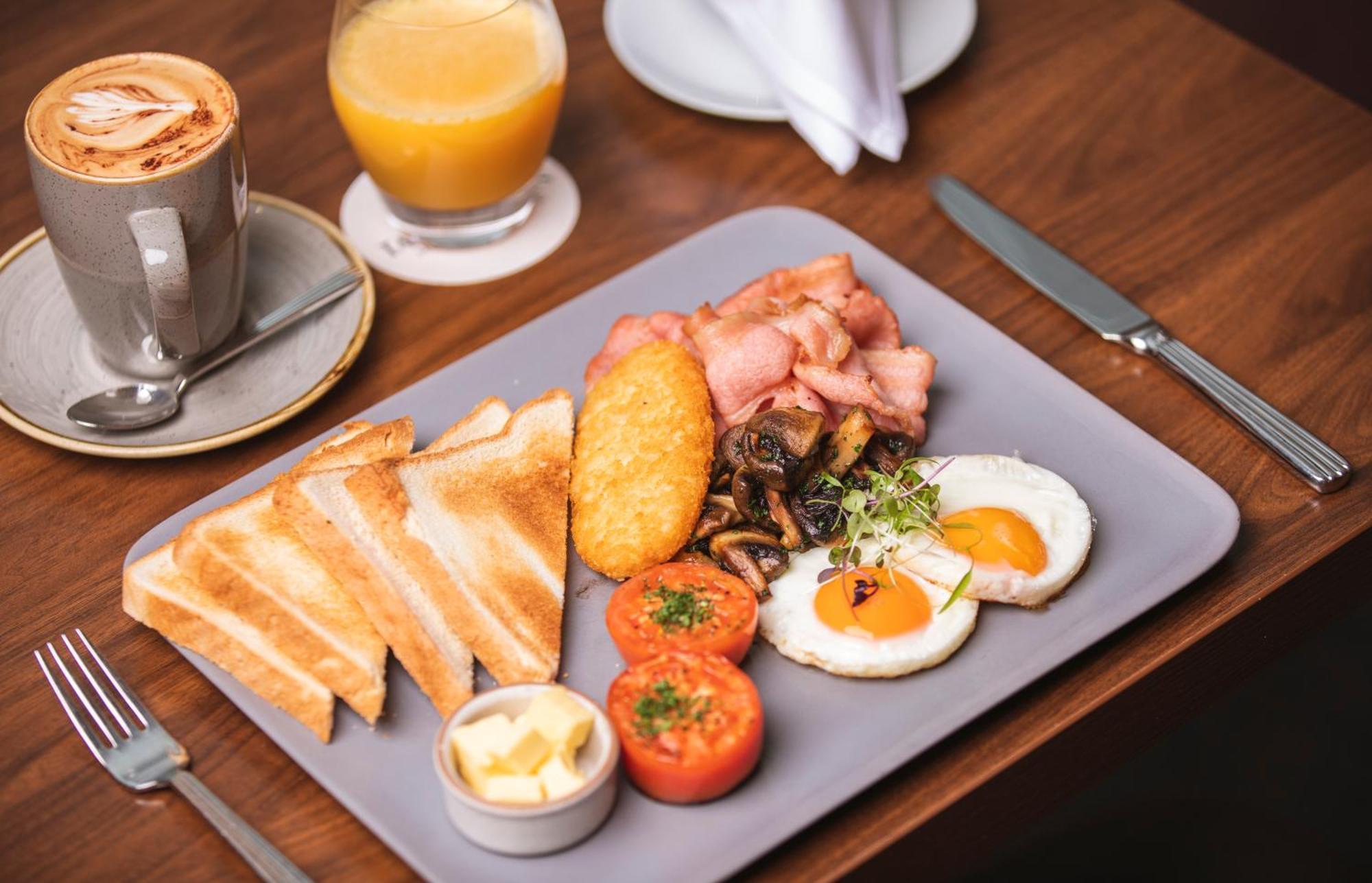 Tattersalls Hotel 아미데일 외부 사진