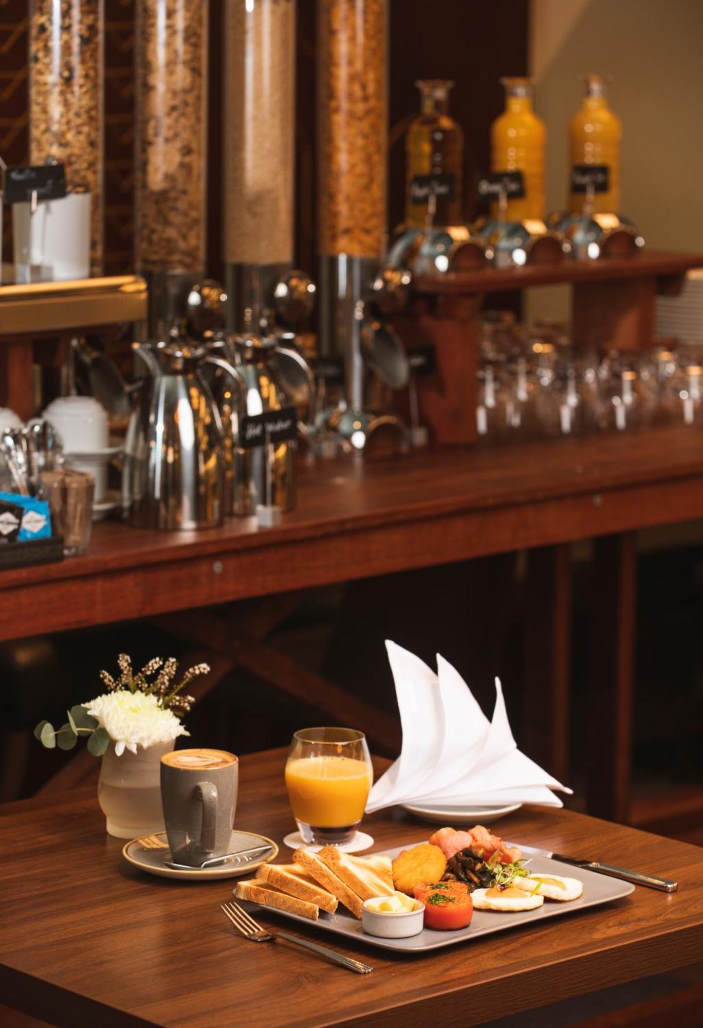 Tattersalls Hotel 아미데일 외부 사진