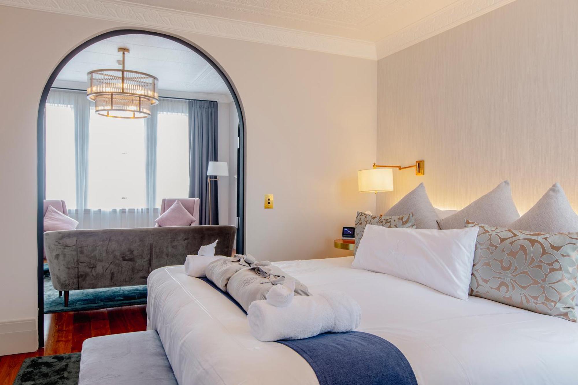 Tattersalls Hotel 아미데일 외부 사진