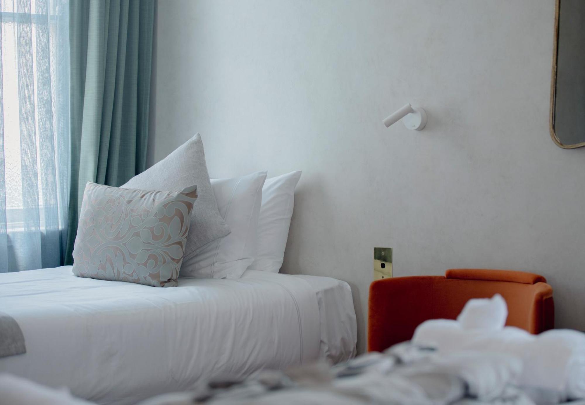 Tattersalls Hotel 아미데일 외부 사진