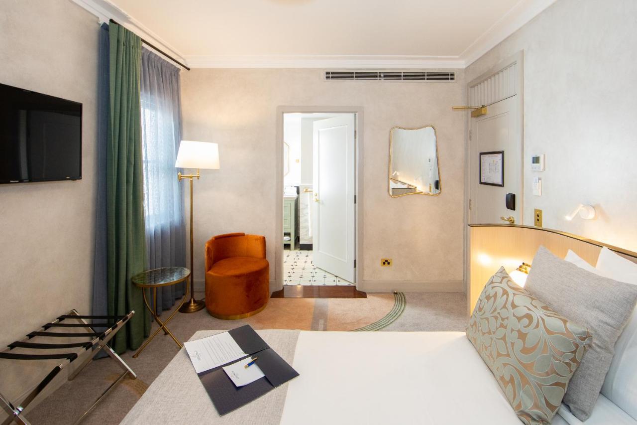 Tattersalls Hotel 아미데일 외부 사진